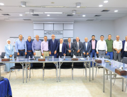رئيس سلطة الطاقة يشارك في لقاء مع غرفة تجارة نابلس لتعزيز الاستثمار في الطاقة المتجددة