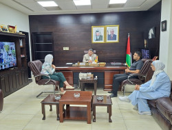 محافظ نابلس يستقبل وفدًا من سلطة الطاقة لبحث المرحلة الثانية من مشروع "مدارس صديقة للبيئة".