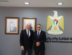 رئيس سلطة الطاقة يستقبل رئيس مجلس إدارة صندوق الاستثمار لبحث تعزيز الاستثمار في قطاع الطاقة المتجددة