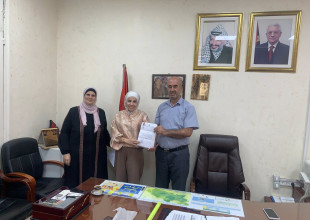 مديرية التربية والتعليم في نابلس تكرم سلطة الطاقة والموارد الطبيعية  لدورها في تحسين البيئة المدرسية لعام 2025