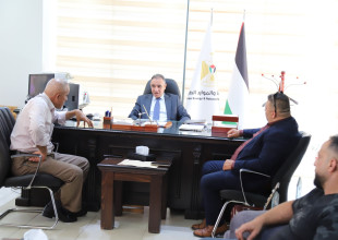 رئيس سلطة الطاقة والموارد الطبيعية يلتقي بلدية صوريف لمناقشة احتياجات البلدة الكهربائية