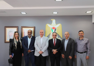 رئيس سلطة الطاقة يجتمع بوزير الثقافة لتعزيز التعاون وترسيخ ثقافة مفهوم الحفاظ على الطاقة