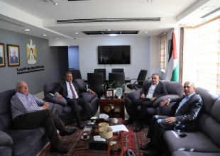 رئيس سلطة الطاقة يجتمع مع وكيل وزازرة الحكم المحلي لمتابعة المشاريع المشتركة