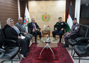 رئيس سلطة الطاقة يؤكد على تسريع إجراءات السلامة لمشاريع الطاقة الشمسية خلال لقائه مدير عام الدفاع المدني.