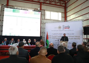 الخليل - رئيس سلطة الطاقة يرعى افتتاح محطتي الصالة الرياضية و&rdquo;دوير بان&rdquo; لتعزيز استقرار التيار الكهربائي في الخليل.