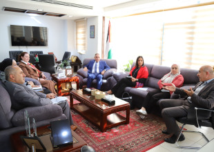 رئيس سلطة الطاقة يوقّع مذكرة تفاهم مع شركة cowater international  لتعزيز التعاون في مجالات الطاقة المتجددة وتمكين الشباب والنساء
