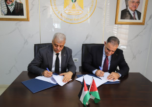 تعاون متجدد بين سلطة الطاقة والموارد الطبيعية ووزارة التربية والتعليم العالي لتعزيز مشاريع الطاقة المتجددة في المدارس الحكومية