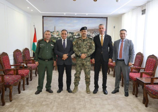 رئيس سلطة الطاقة  يلتقي قائد قوات الامن الوطني لبحث التعاون المشترك بين الطرفان