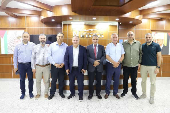 سلطة الطاقة والموارد الطبيعية تعزز من جهودها لتعزيز قطاع الطاقة في شركات توزيع الكهرباء