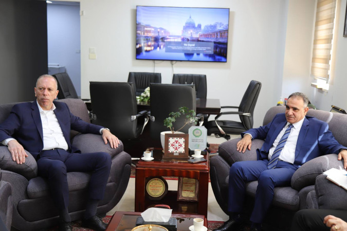 رئيس سلطة الطاقة ومدير برنامج "تصدير" يبحثان سبل التعاون المشترك ودعم قطاع الطاقة المتجددة.