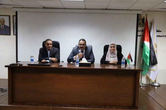 سلطة الطاقة والموارد الطبيعية تكرم موظفيها